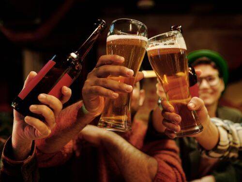 Jak picie piwa może wpłynąć na Twoje zdrowie‍